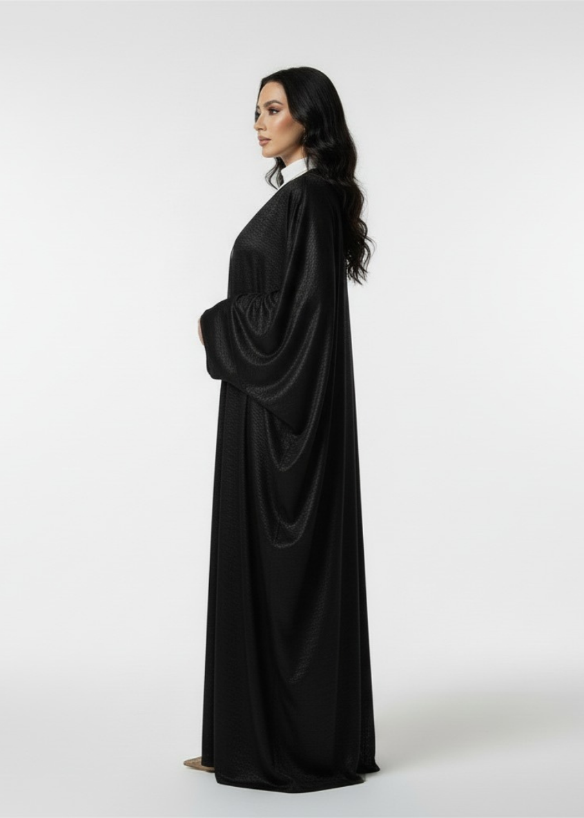 كيمونو أسود