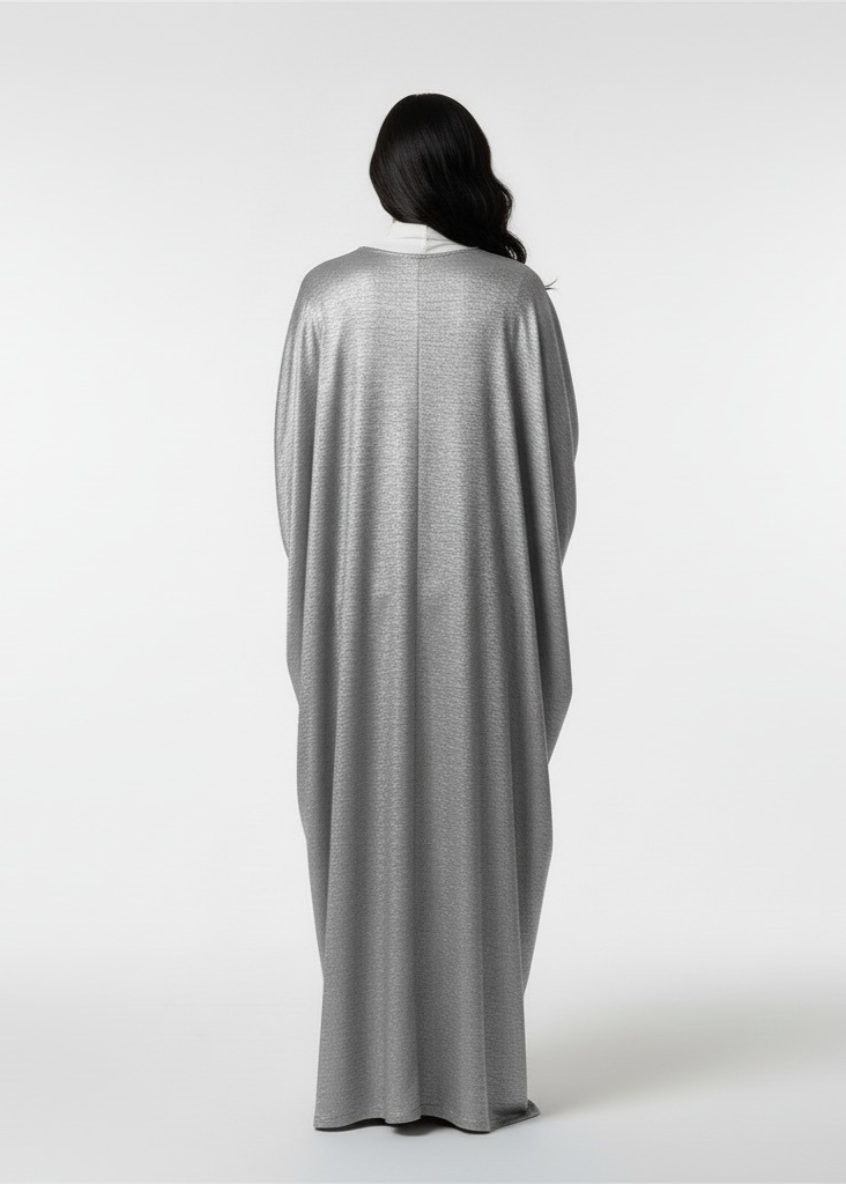 كيمونو رمادي