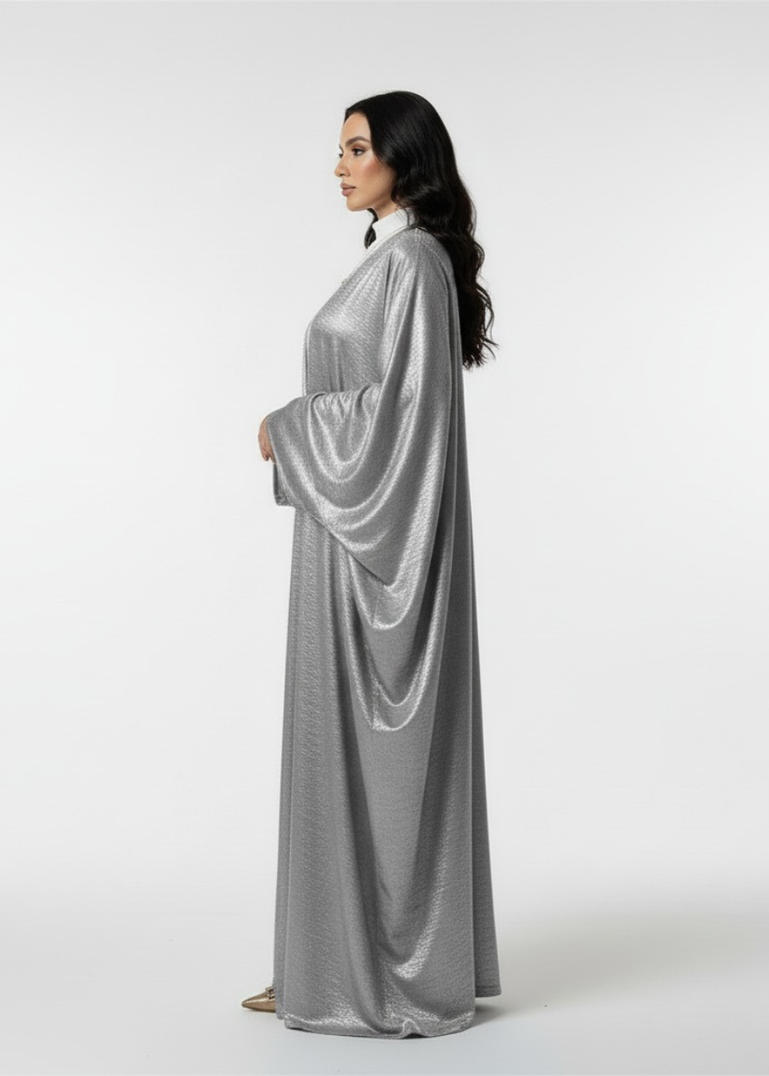 كيمونو رمادي