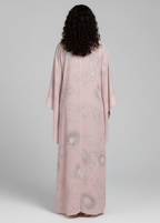 عباية ملوّنة | زنبق زهري