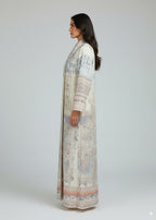 عباية ملوّنة | بيج