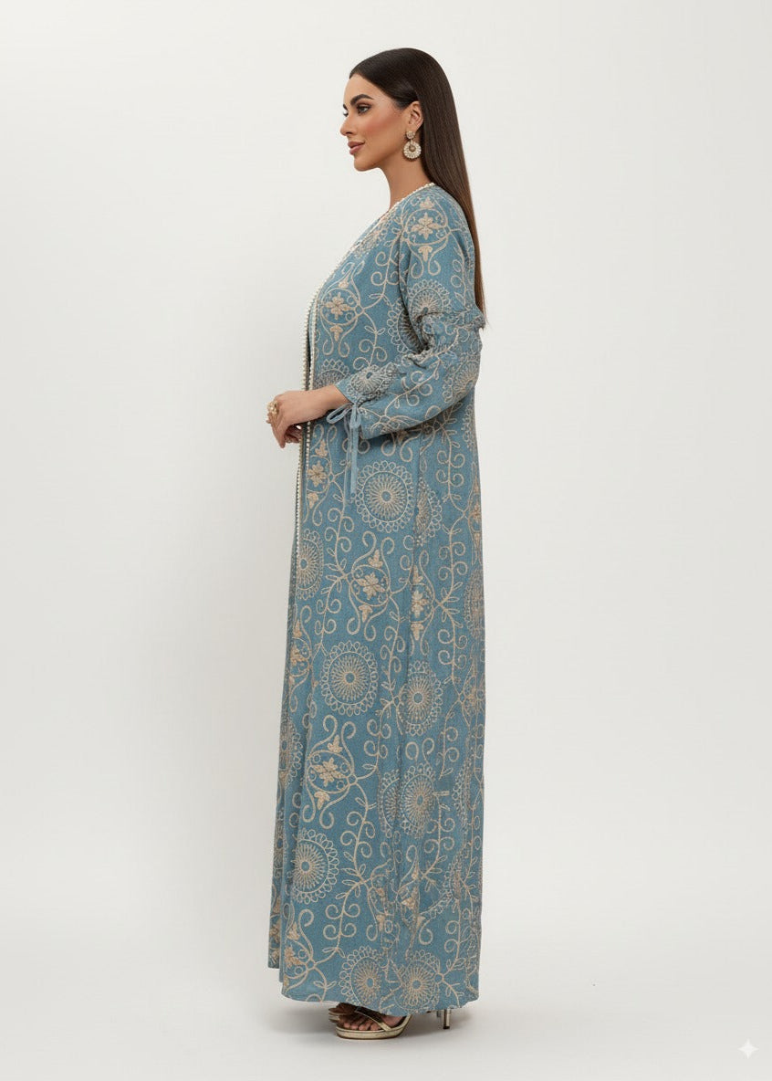 فيروزي قطعتين