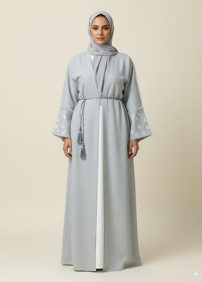 عباية سادة | رمادي مزهَّر