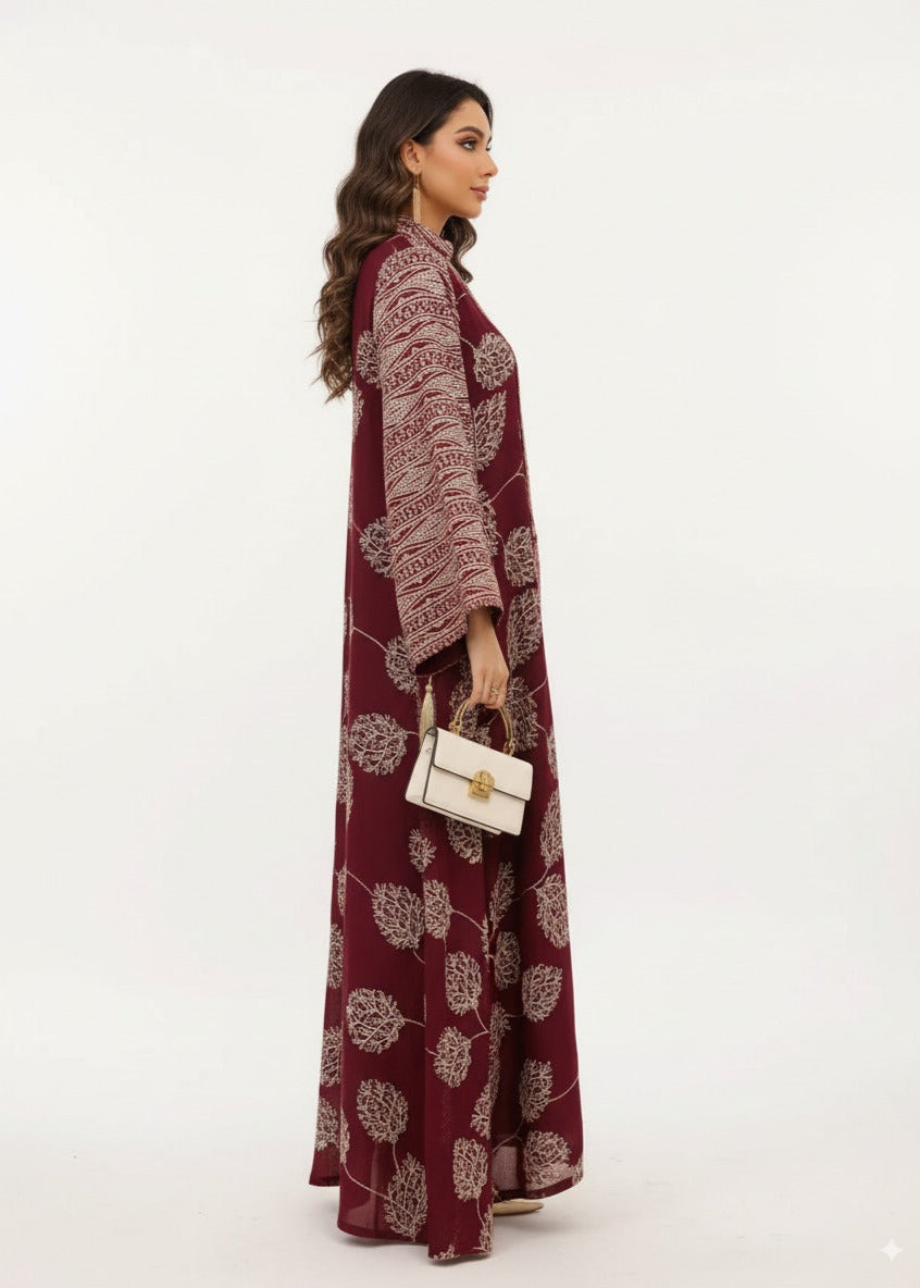 عباية مغلقة | أحمر مُطرَّز