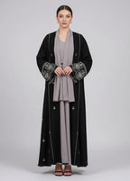 كيمونو أسود وردي