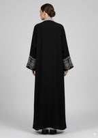 كيمونو أسود وردي